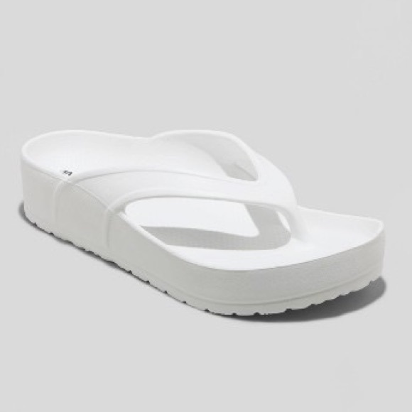 Mad Love | Shoes | Womens Mad Love Sammy Flip Flop Sandals White Size 1 |  Poshmark